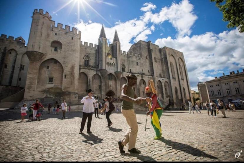 Lovely Avignon - Studio De Charme Plein Centre - Proche Palais Des Papes 外观 照片